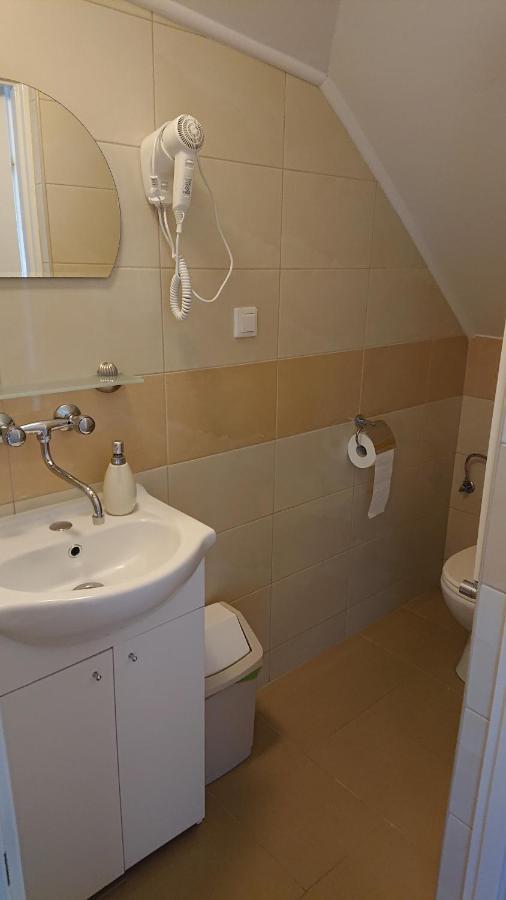 Letnia Willa Jacuzzi & Sauna Darlowo Luaran gambar