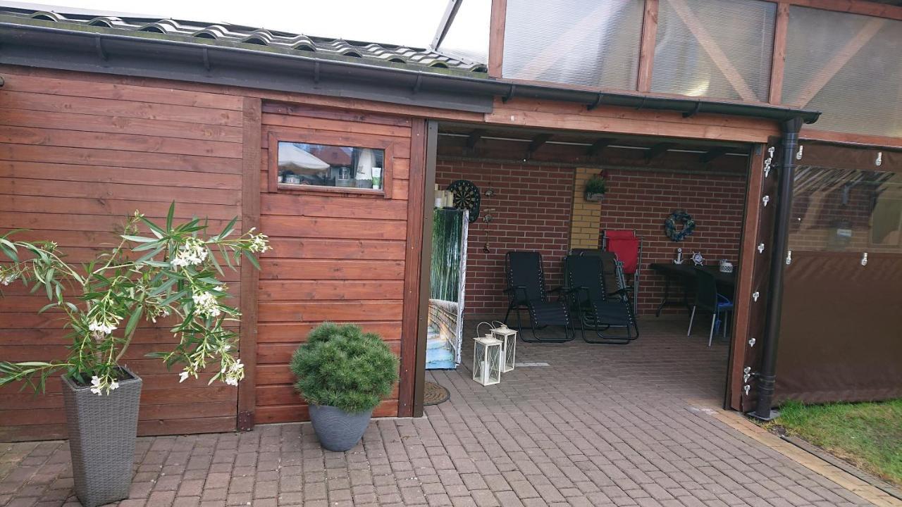 Letnia Willa Jacuzzi & Sauna Darlowo Luaran gambar