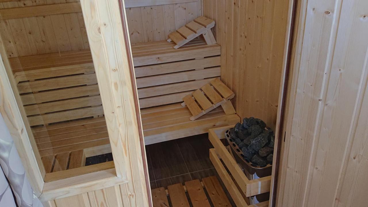 Letnia Willa Jacuzzi & Sauna Darlowo Luaran gambar